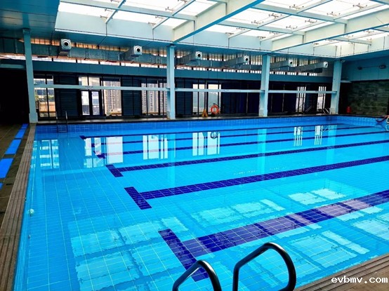 室内恒温游泳馆层高设计在什么规范好？