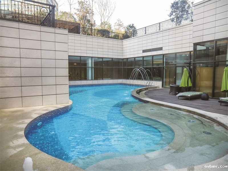 室内游泳池三集一体热泵 