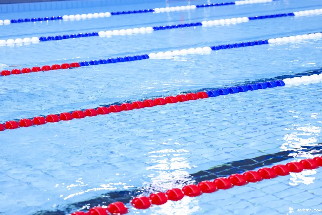 游泳池恒温除湿设备,游泳池除湿机,室内游泳池除湿设备