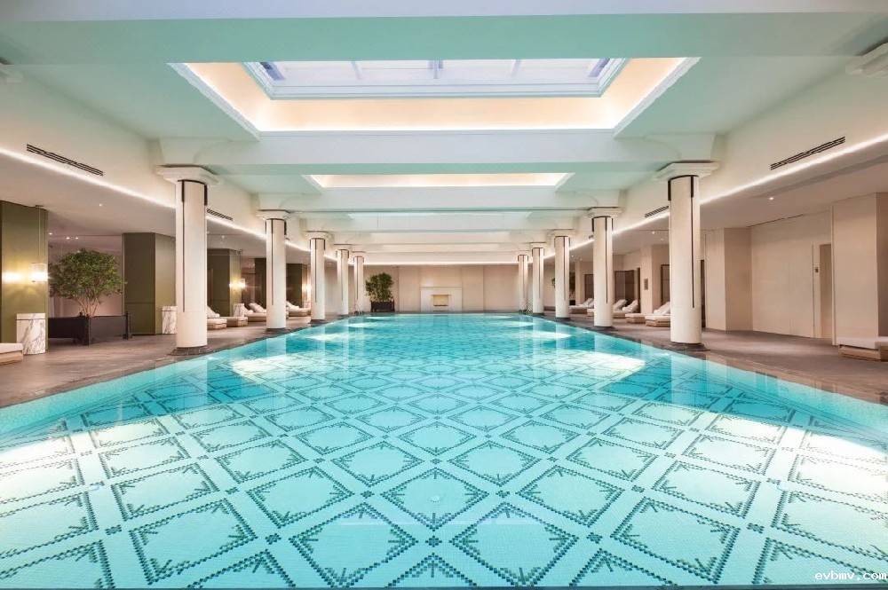 室内游泳池除湿 