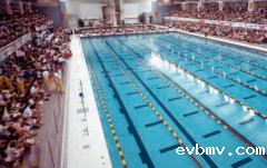 空气源热泵机组的选型，应符合哪些要求？