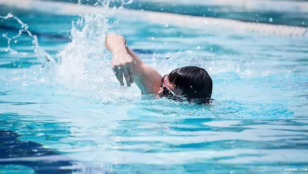 游泳馆除湿机，泳池除湿机，泳馆除湿机设备