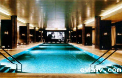 泳池专用除湿机怎么选？实用效率高是关键，千万别选错！