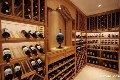 关于酒窖恒温恒湿空调需要满足哪些条件？