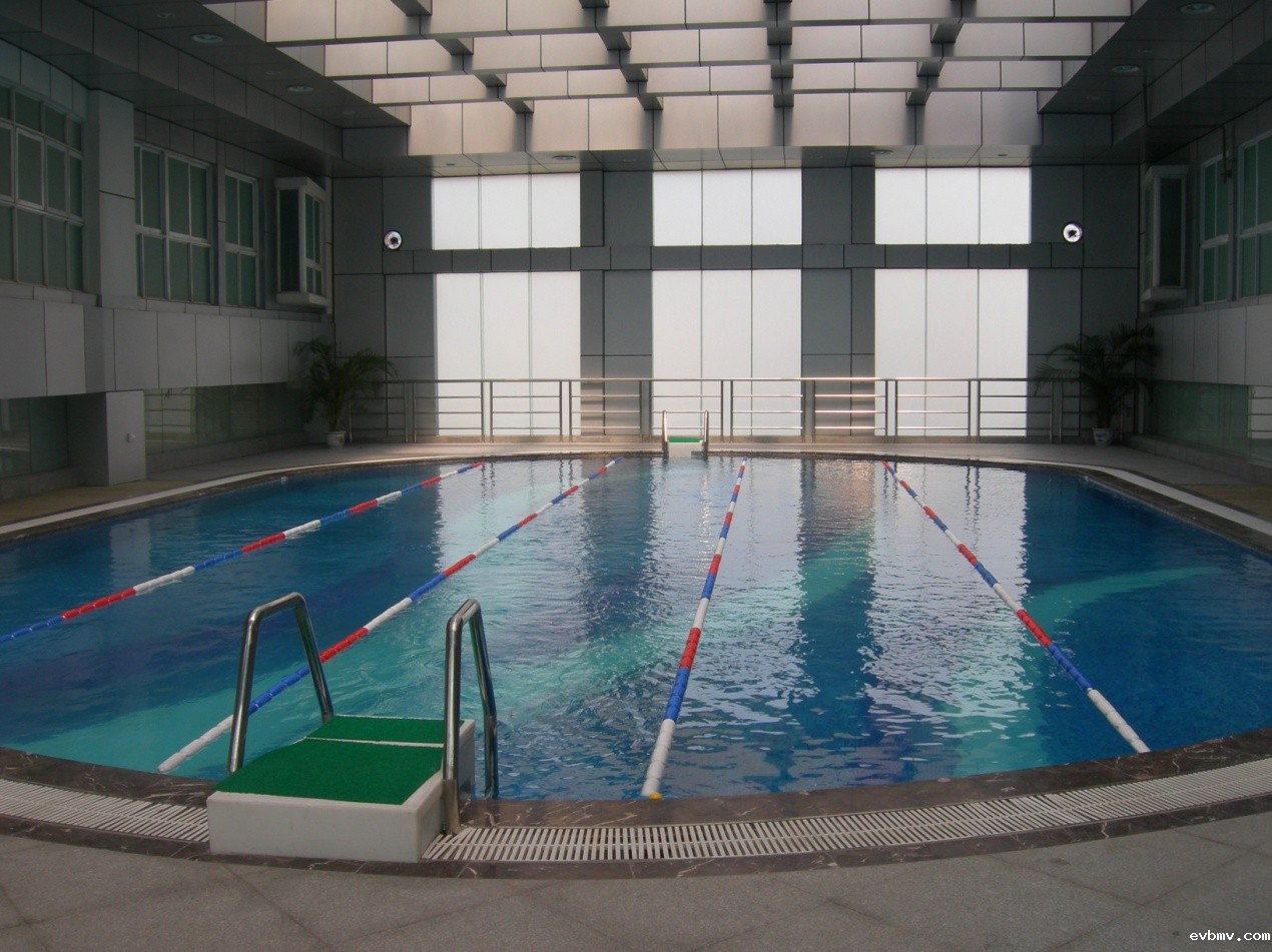 室内泳池