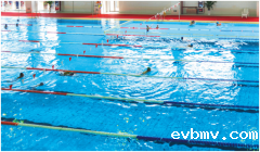 冬季室内游泳池里边的空气不好如何解决？